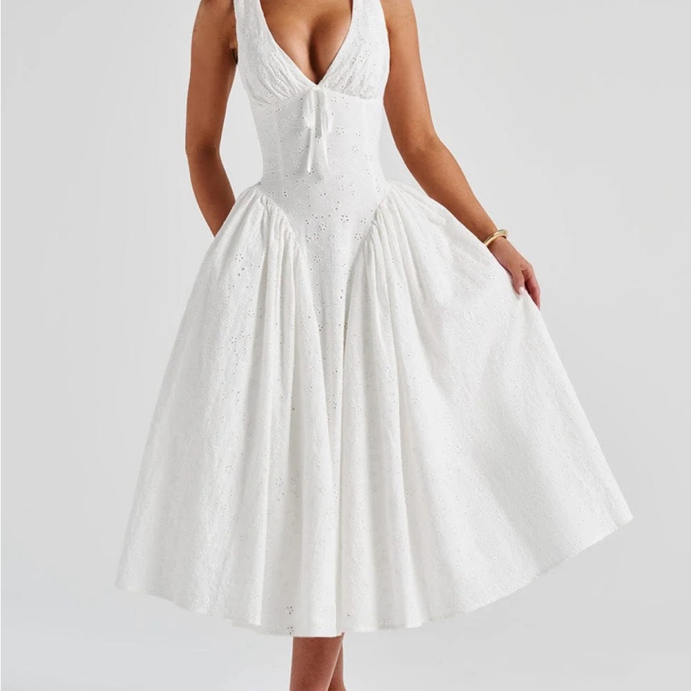 Chic White Midi Dress